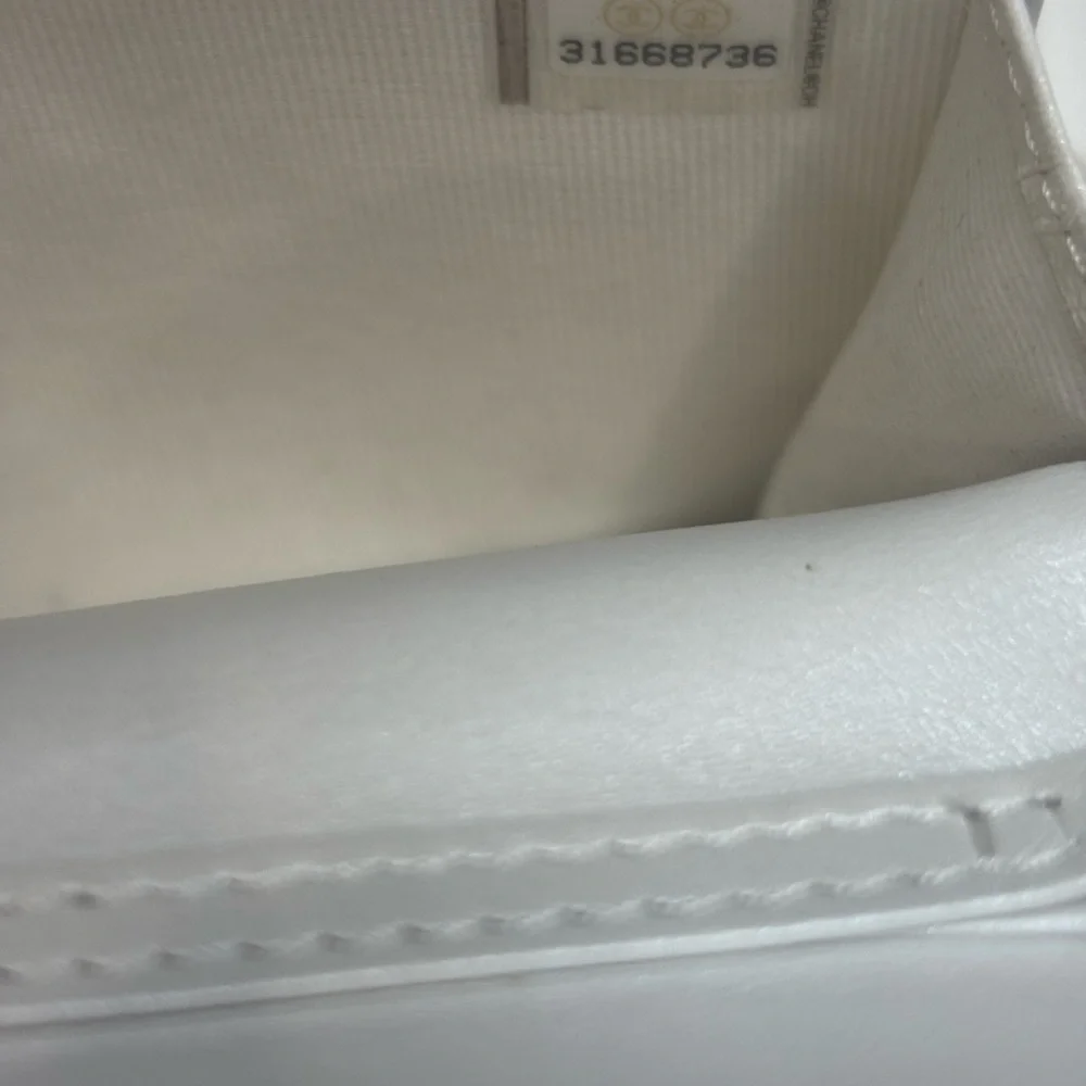 CHANEL MAXI PEARLS Clutch With Chain Bag - Picture 6 of 13